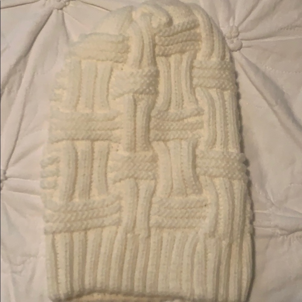 Cream Knit Beanie